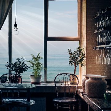 French Cafe by Benjamin Frank