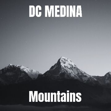 Sagarmatha (Summit) by DC Medina