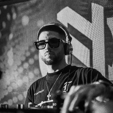 Nahum Nieves - Yo Quiero Una Nena (Original Mix).wav by Nahum Nieves